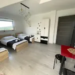 Emerald Hills