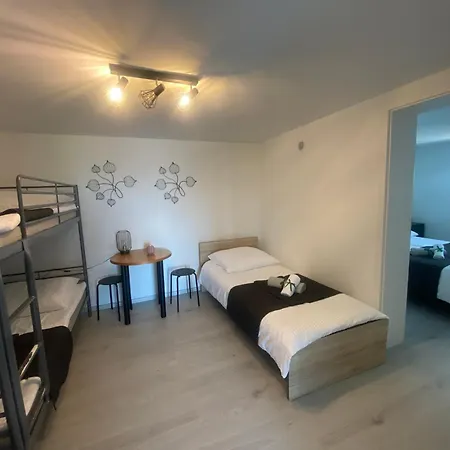 Emerald Hills Apartamento