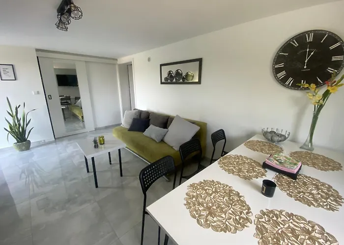 Emerald Hills * Januszowa