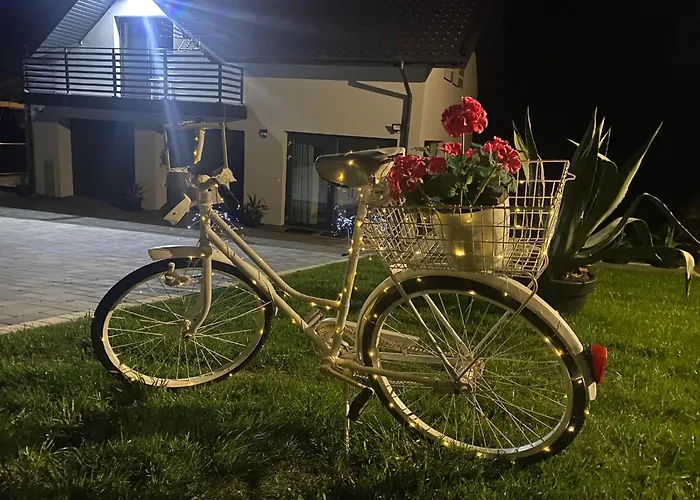 Emerald Hills 公寓 *