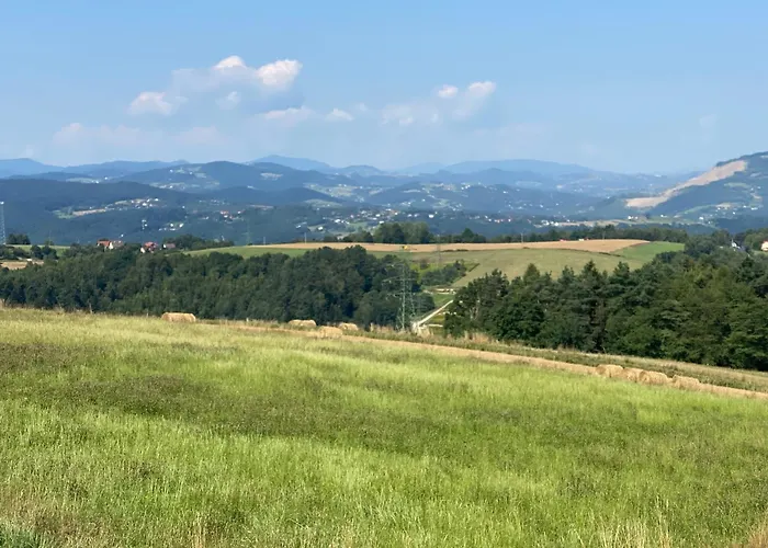 Emerald Hills Apartamento