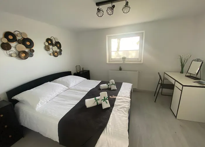 Emerald Hills Apartamento *