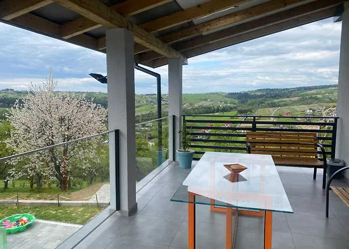 Emerald Hills * Januszowa