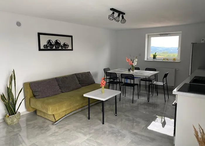 Emerald Hills Apartamento